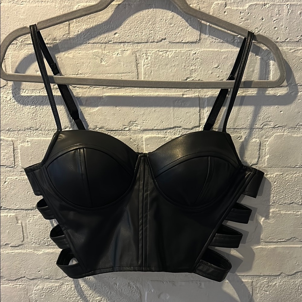 Haute Monde Black Structured Bra with Cutout Details